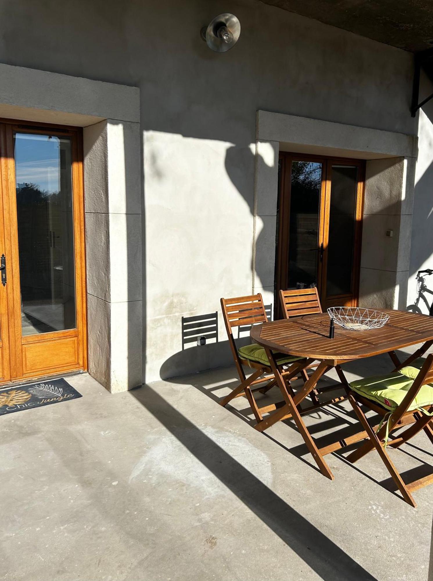 Superbe Appartement Dans Un Mas Nîmes Eksteriør billede